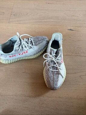 adidas Yeezy Boost 350 V2 Men’s Shoes - White/Grey